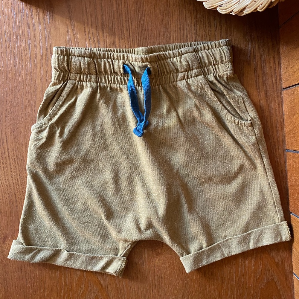 Tan Cat & Jack Toddler Shorts - 2T Boys